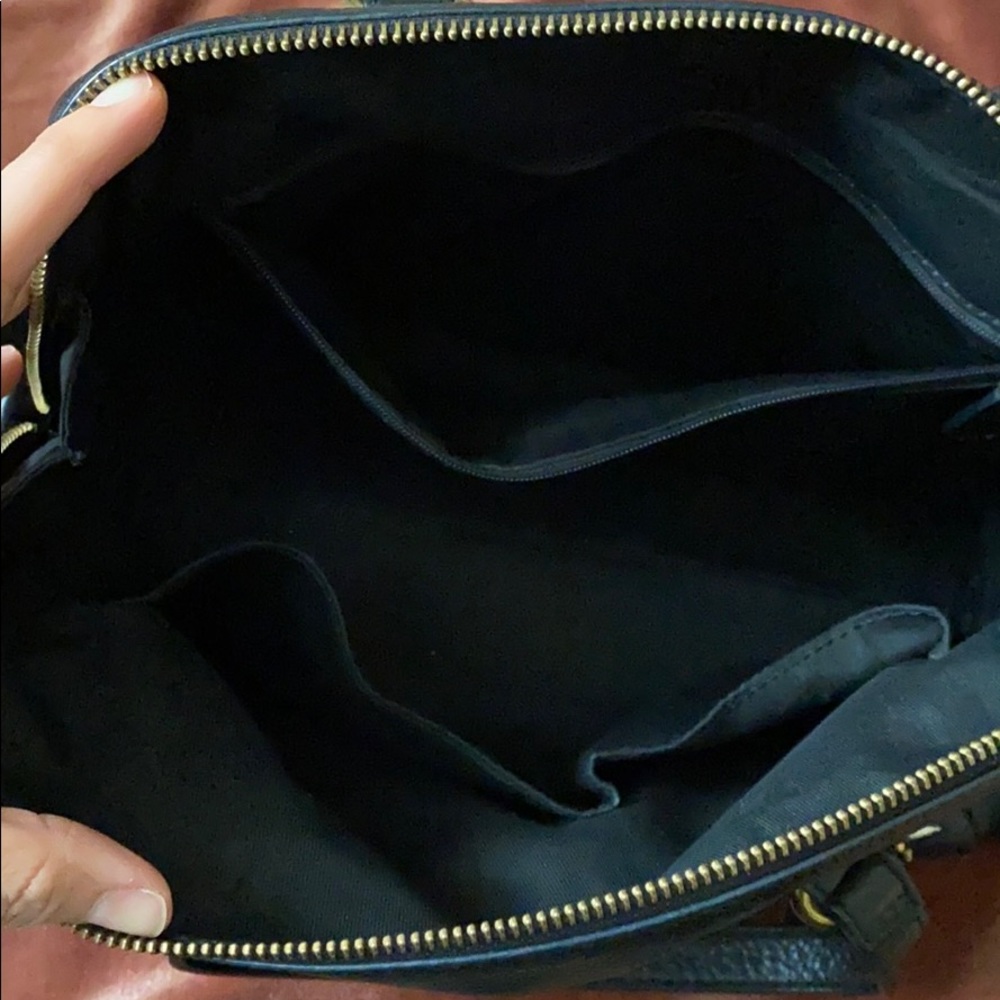 Fossil Leather Handbag - Picture 6 of 8
